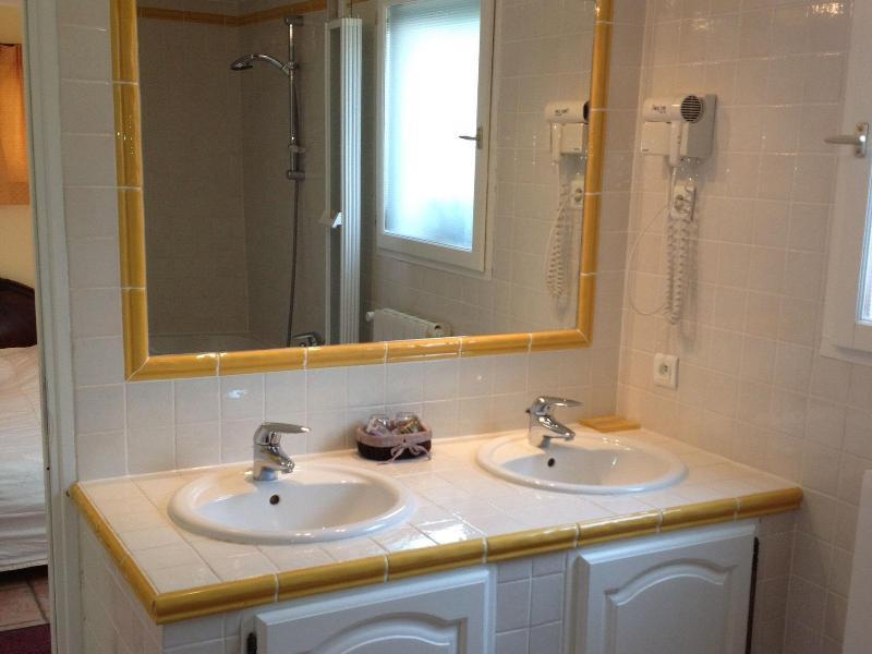B&B With Charm, Quiet, Kitchen, Sw Pool. Grasse Exterior foto