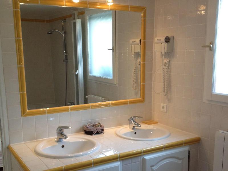 B&B With Charm, Quiet, Kitchen, Sw Pool. Grasse Exterior foto